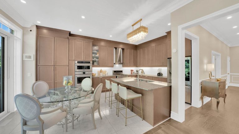 16-web-or-mls-6-orwell-dr