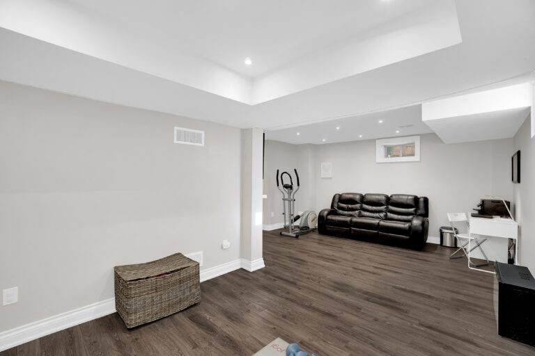 172 Pelee Ave Kleinburg ON L4H-print-049-025-Basement-4200x2800-300dpi