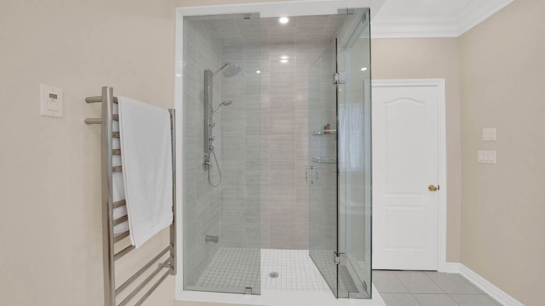 35-web-or-mls-6-orwell-dr