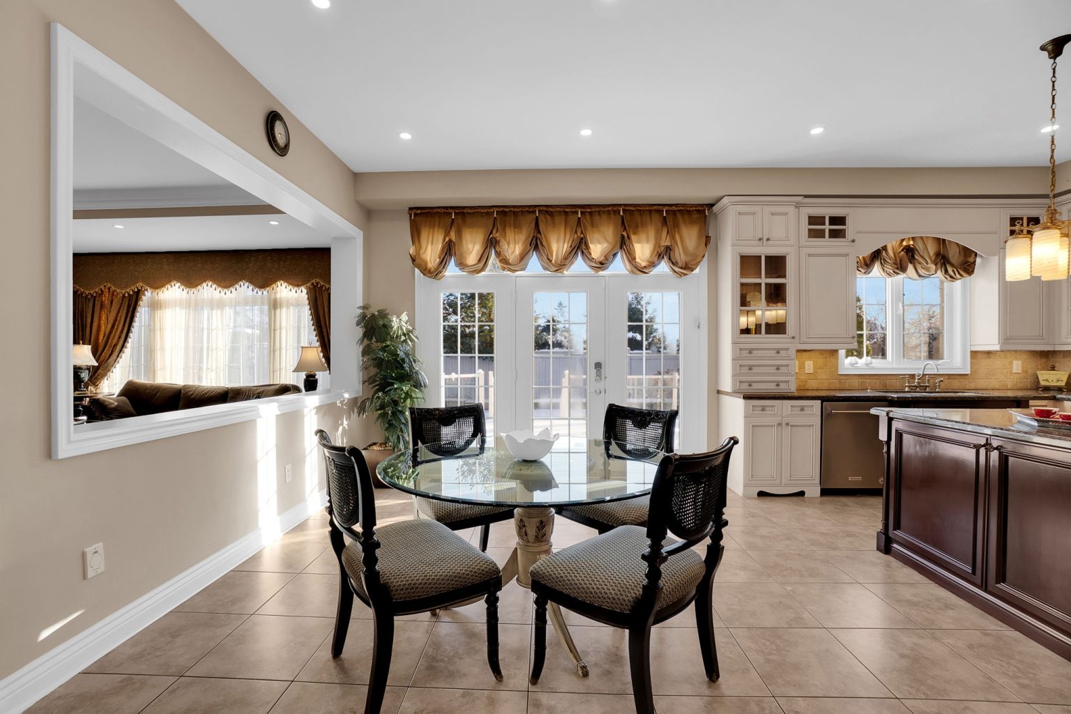 36-web-or-mls-11-beauvista-ct