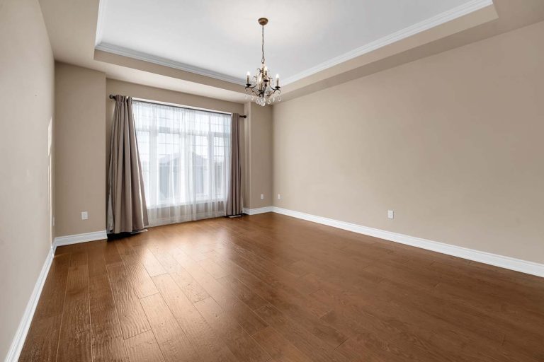 37-web-or-mls-31-munsie-dr