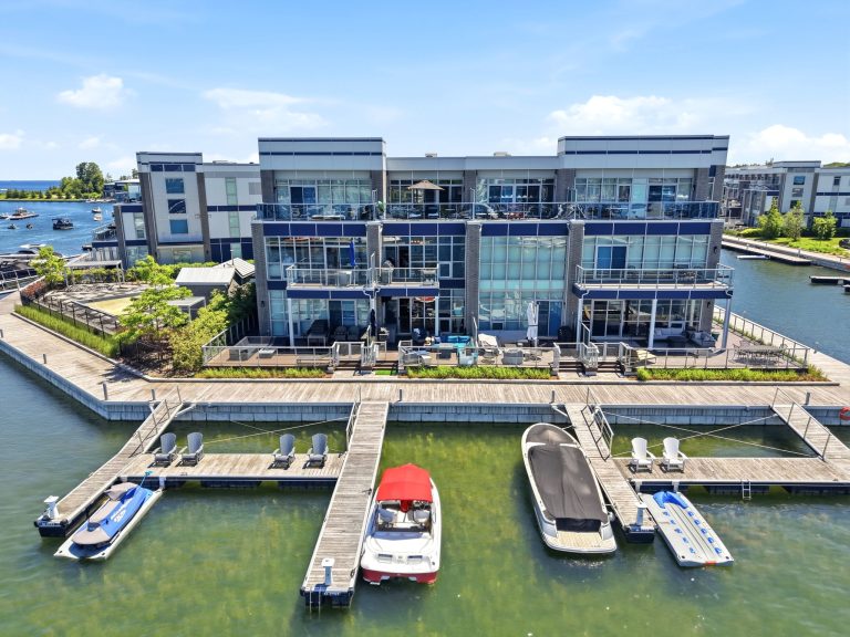 3793-mangusta-court-friday-harbour-drone-1