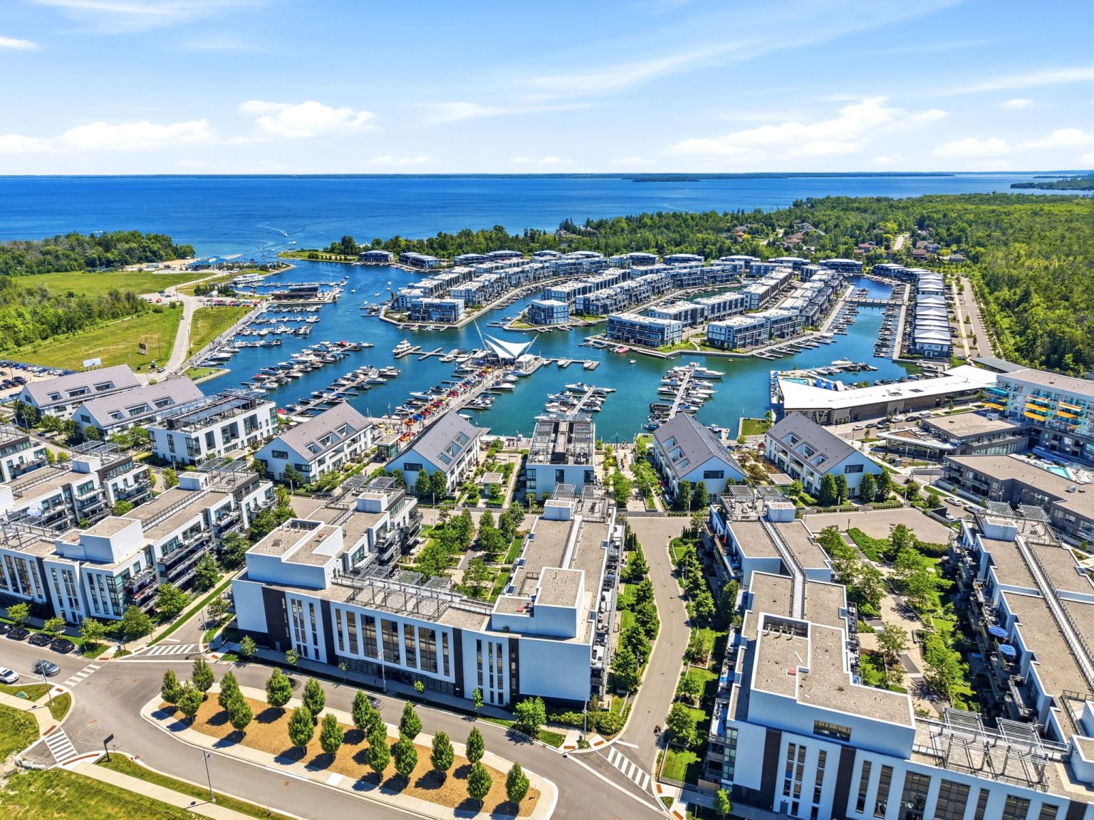 3793-mangusta-court-friday-harbour-drone-6