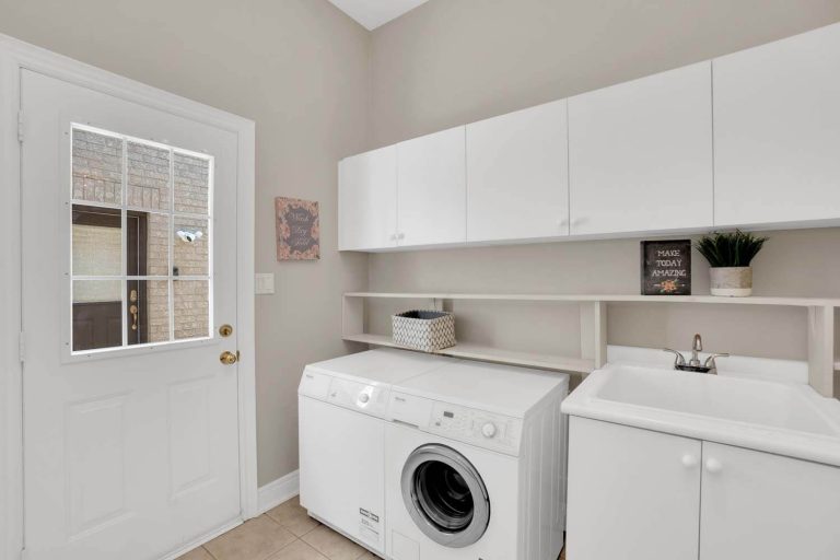 38-print-173-polo-crescent