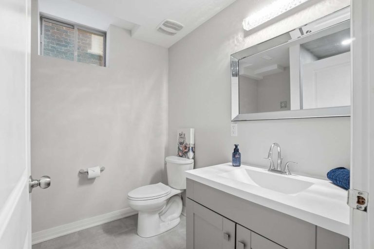 40-web-or-mls-92-pridham-pl
