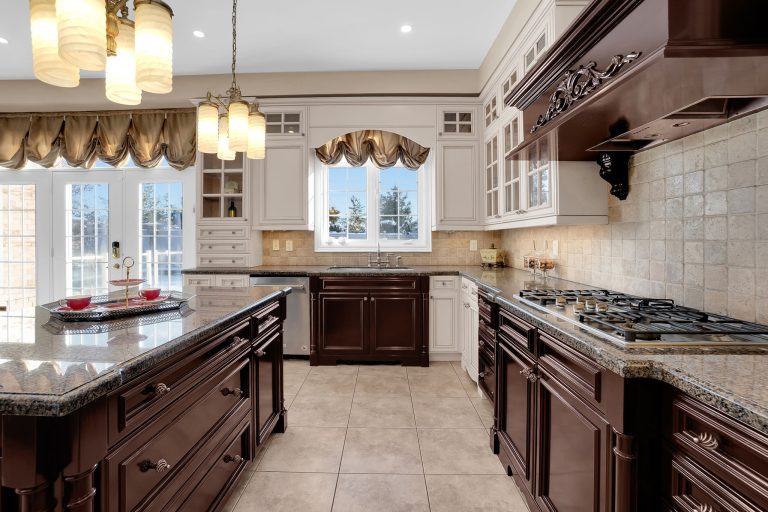 43-web-or-mls-11-beauvista-ct