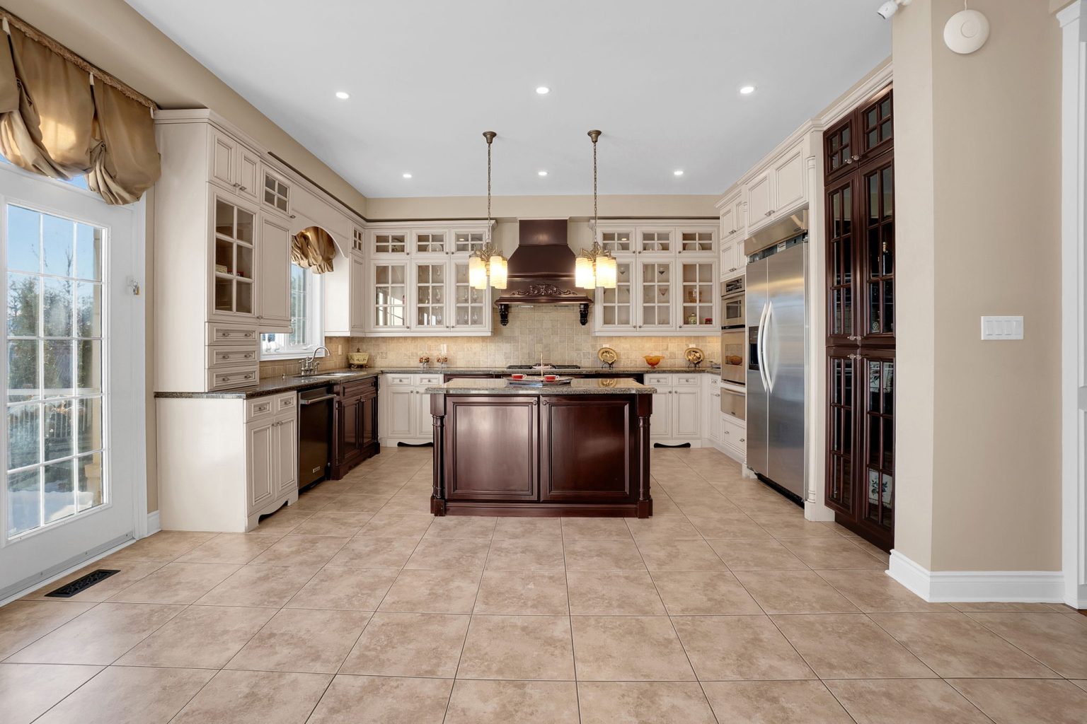 45-web-or-mls-11-beauvista-ct