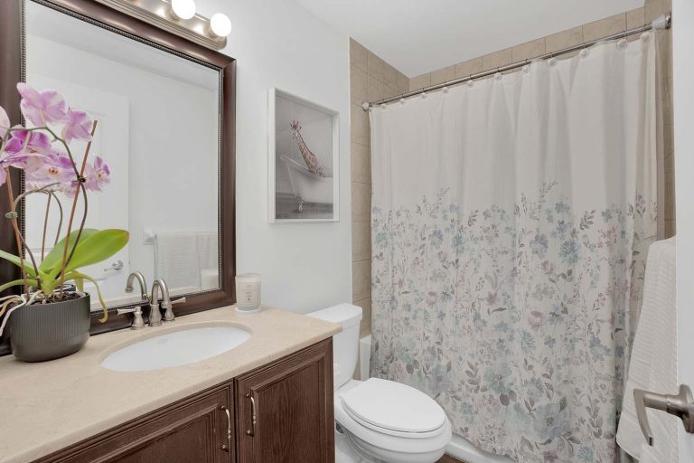 46-print-9225-jane-st-1616