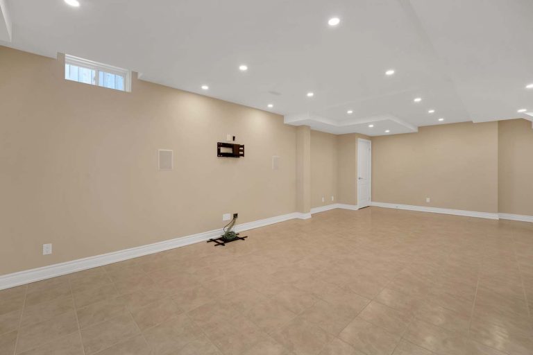 53-web-or-mls-31-munsie-dr