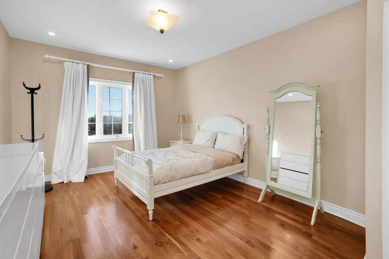 59-web-or-mls-11-beauvista-ct