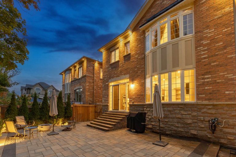 60-web-or-mls-6-orwell-dr