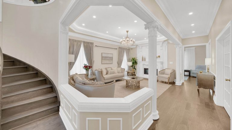 7-web-or-mls-6-orwell-dr