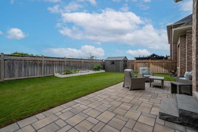 72-web-or-mls-31-munsie-dr